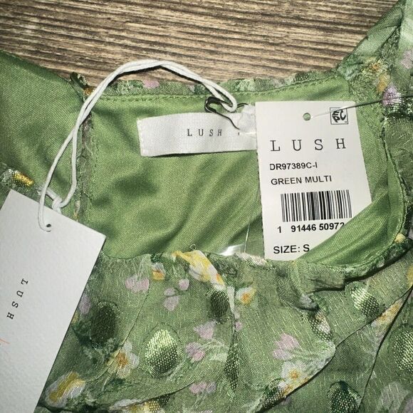 LUSH FLORAL PUFF SLEEVE MINI DRESS Size Small. NWT $79. 6 - Picture 8 of 14